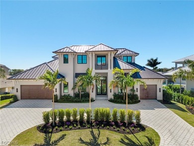 Beach Home For Sale in Fort Myers, Florida