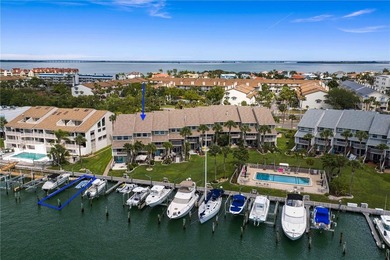 Beach Condo For Sale in St. Petersburg, Florida