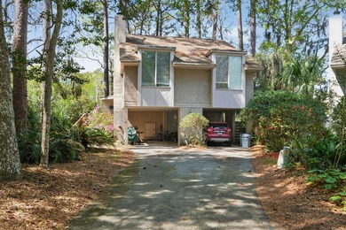 Beach Home For Sale in Hilton Head Island, South Carolina