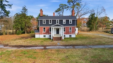 Beach Home For Sale in Chesapeake, Virginia