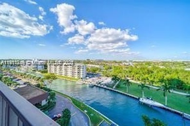 Beach Condo For Sale in Miami, Florida