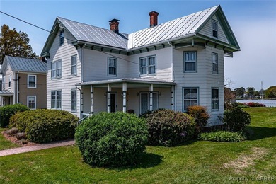 Beach Home For Sale in Reedville, Virginia