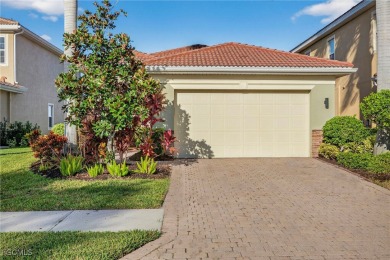 Beach Home For Sale in Fort Myers, Florida