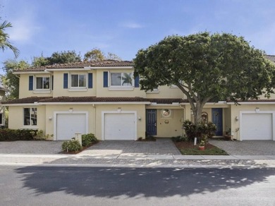 Beach Townhome/Townhouse For Sale in Boynton Beach, Florida
