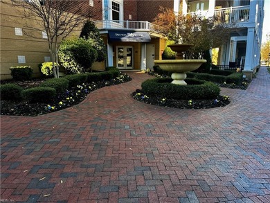 Beach Condo For Sale in Norfolk, Virginia