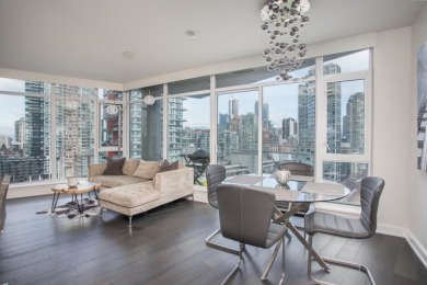 Beach Condo For Sale in Vancouver, 