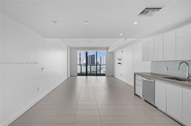 Beach Condo For Sale in Miami, Florida