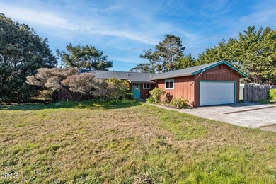 Beach Home For Sale in Fort Bragg, California