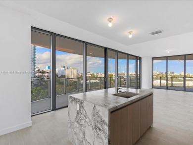 Beach Condo For Sale in Miami Beach, Florida