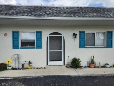 Beach Condo For Sale in Cape Coral, Florida