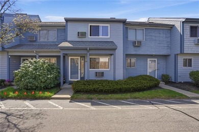 Beach Condo For Sale in Warren, Rhode Island