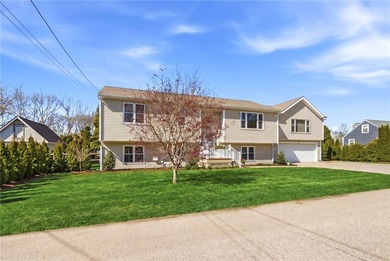 Beach Home For Sale in Narragansett, Rhode Island