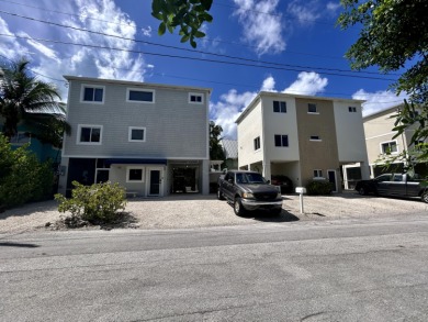 Beach Home For Sale in Key Largo, Florida