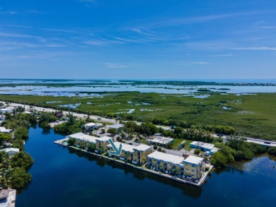 Beach Condo For Sale in Big Coppitt, Florida