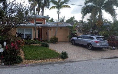 Beach Home Sale Pending in Madeira Beach, Florida