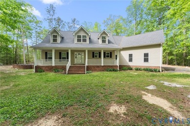 Beach Home For Sale in Lancaster, Virginia