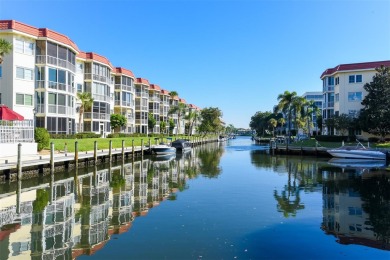 Beach Condo For Sale in Sarasota, Florida