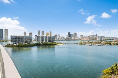 Beach Condo For Sale in Aventura, Florida