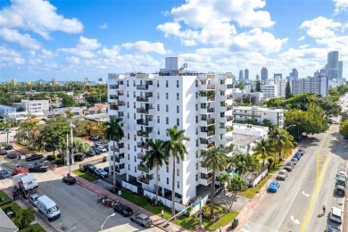 Beach Condo For Sale in Miami Beach, Florida