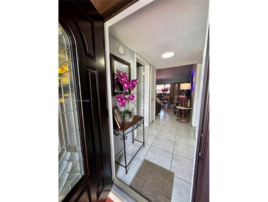 Beach Townhome/Townhouse For Sale in Miami, Florida