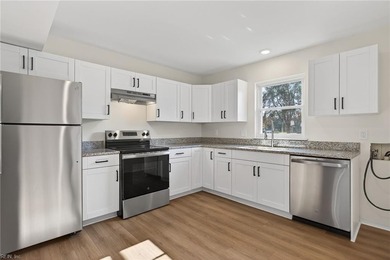 Beach Townhome/Townhouse For Sale in Virginia Beach, Virginia