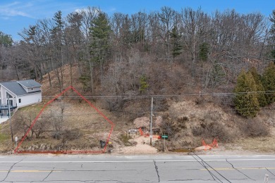 Beach Lot For Sale in Pentwater, Michigan