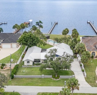 Beach Home For Sale in Punta Gorda, Florida