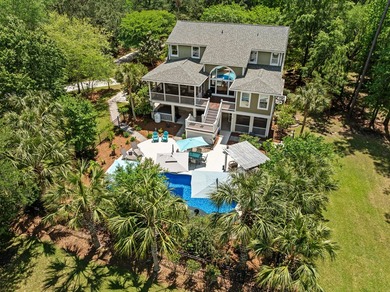 Beach Home For Sale in Mount Pleasant, South Carolina