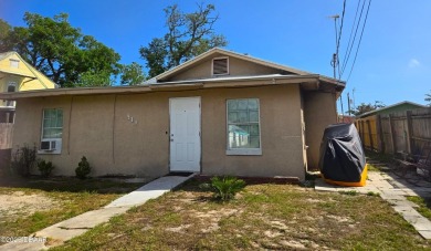 Beach Home For Sale in Holly Hill, Florida