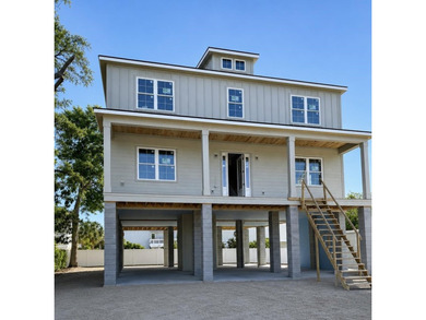 Beach Home For Sale in Murrells Inlet, South Carolina