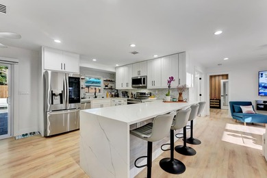 Beach Home For Sale in Delray Beach, Florida