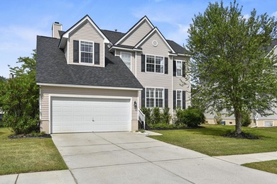 Beach Home For Sale in Mount Pleasant, South Carolina