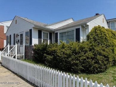 Beach Home Sale Pending in Ocean Grove, New Jersey