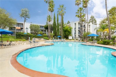 Beach Condo For Sale in Rolling Hills Estates, California