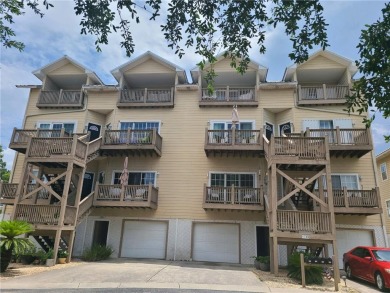 Beach Condo For Sale in Daphne, Alabama