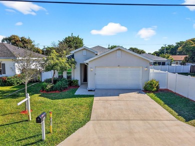 Beach Home For Sale in Delray Beach, Florida