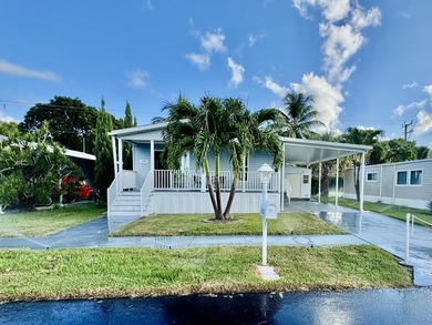 Beach Home For Sale in Deerfield Beach, Florida