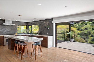 Beach Home For Sale in Laguna Beach, California