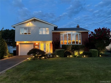 Beach Home Sale Pending in Massapequa, New York