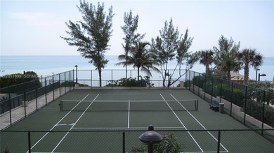 Beach Condo For Sale in Hallandale Beach, Florida