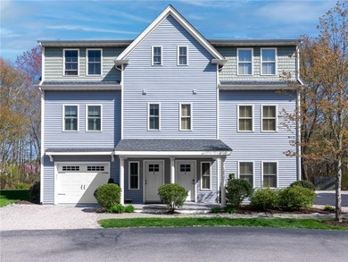 Beach Townhome/Townhouse Sale Pending in Narragansett, Rhode Island