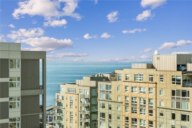 Beach Condo For Sale in Seattle, Washington