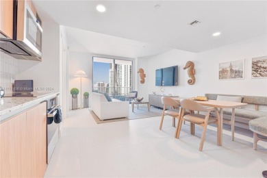 Beach Condo For Sale in Miami, Florida