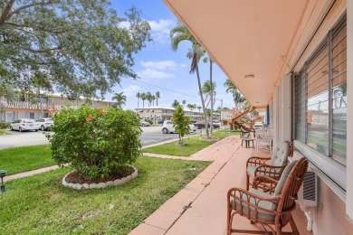Beach Condo For Sale in Hallandale Beach, Florida