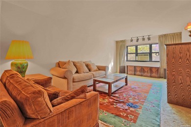 Beach Home Sale Pending in Flushing, New York