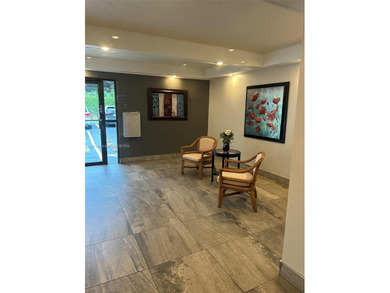 Beach Condo For Sale in Lauderhill, Florida