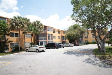 Beach Condo For Sale in Deerfield Beach, Florida