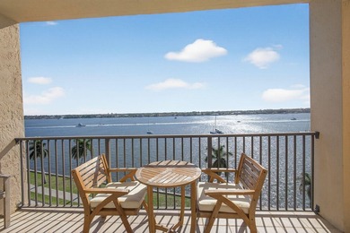 Beach Condo For Sale in West Palm Beach, Florida