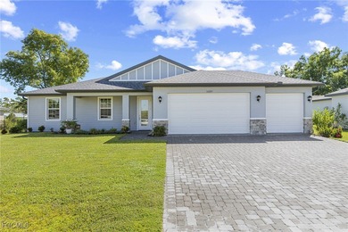 Beach Home For Sale in Punta Gorda, Florida