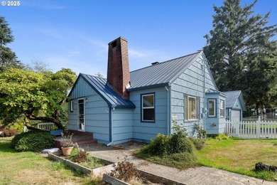 Beach Home For Sale in Netarts, Oregon